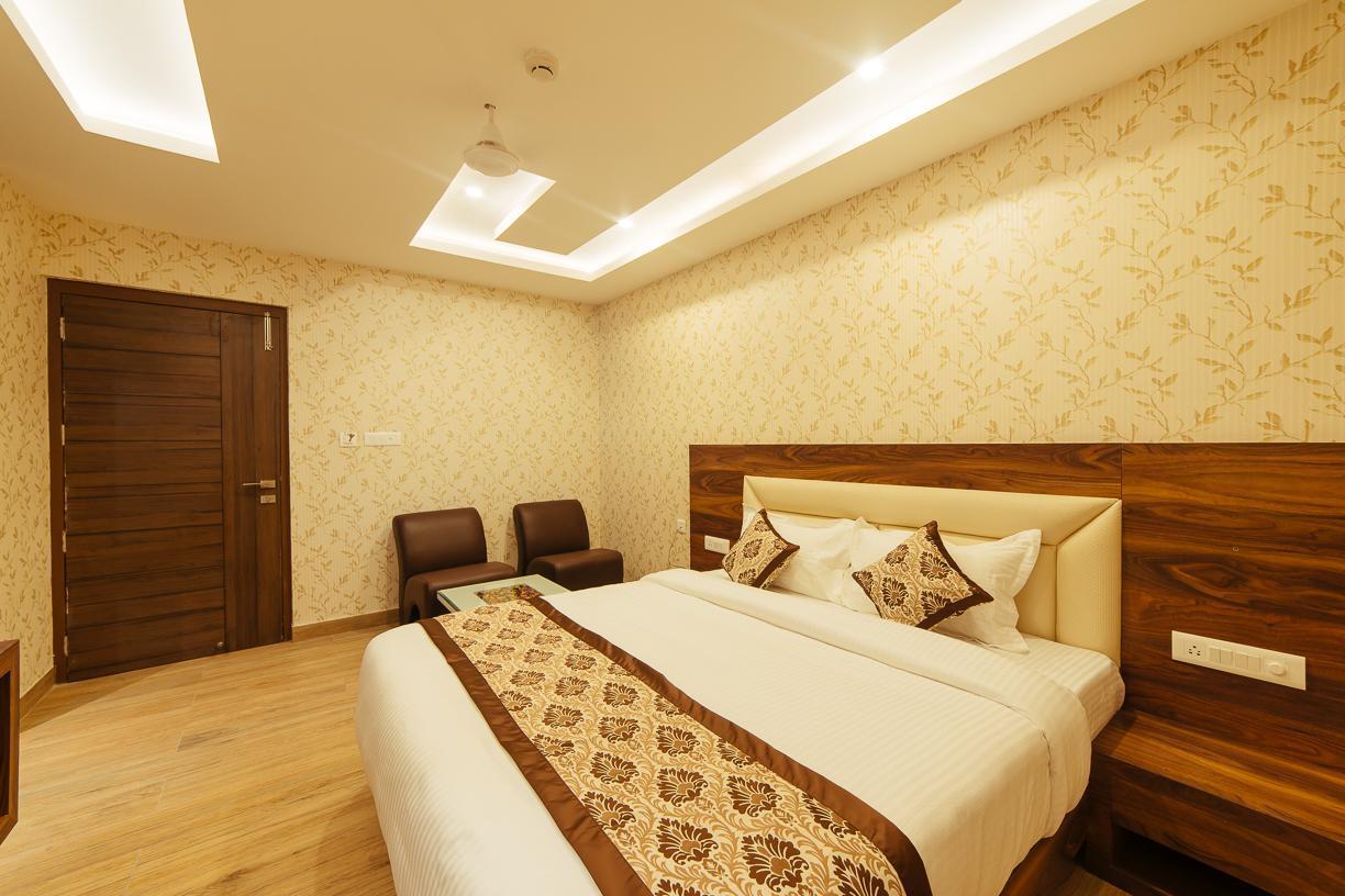 Radical Palace Hotel And Restaurant Lucknow Dış mekan fotoğraf