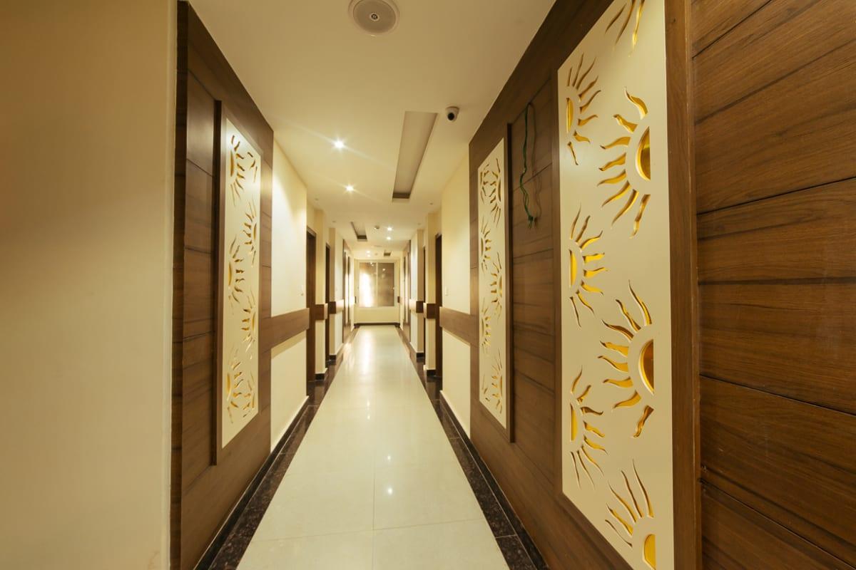 Radical Palace Hotel And Restaurant Lucknow Dış mekan fotoğraf