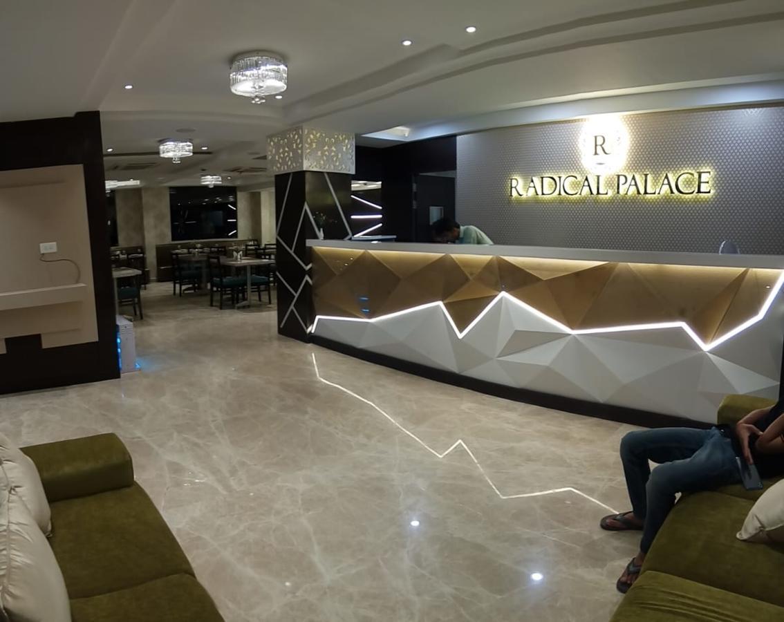 Radical Palace Hotel And Restaurant Lucknow Dış mekan fotoğraf
